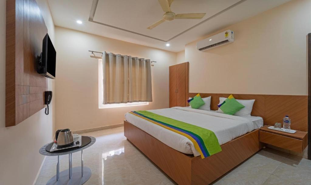 Hotel Tourist New Delhi