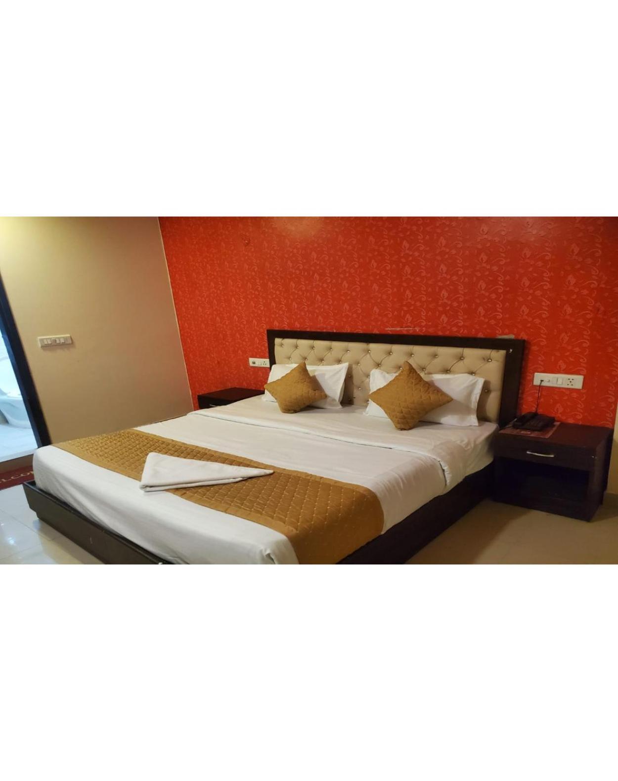 Tourist Hotel New Delhi